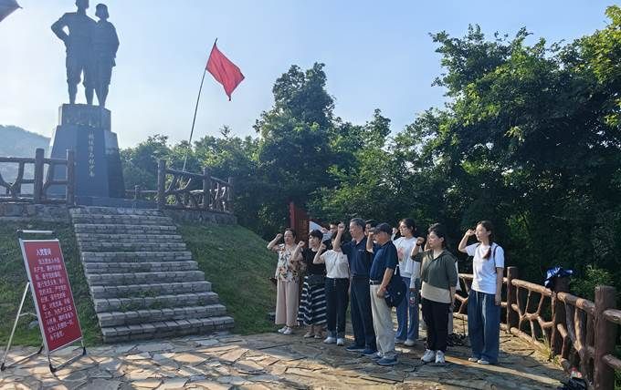 483850225fbf77761e5d656f525150c 483850225fbf77761e5d656f525150c